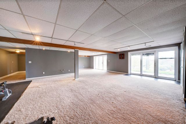 6270 Mack Road, Howell, MI 48855