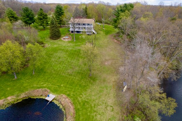 6270 Mack Road, Howell, MI 48855