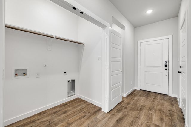 4043-4045 Clovis Street, Midlothian, TX 76065