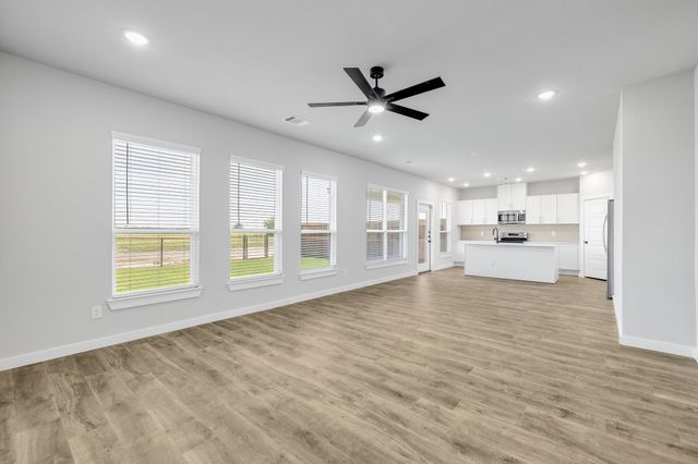 4043-4045 Clovis Street, Midlothian, TX 76065