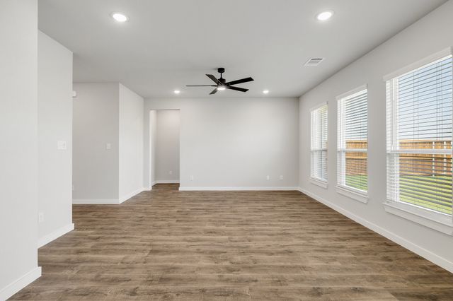 4043-4045 Clovis Street, Midlothian, TX 76065