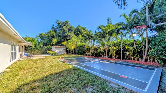 6220 SW 4th Street, Margate, FL 33068