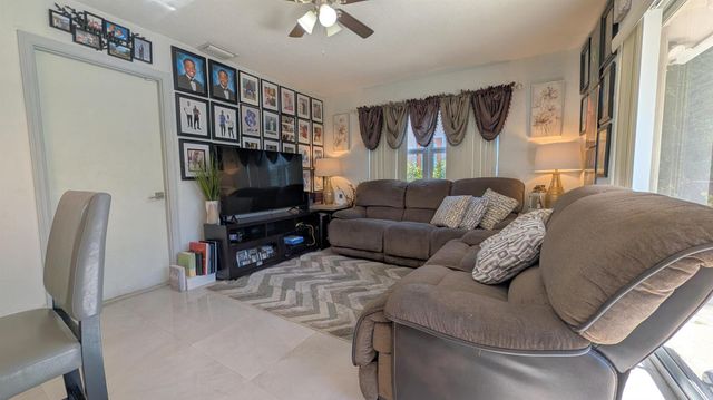 6220 SW 4th Street, Margate, FL 33068