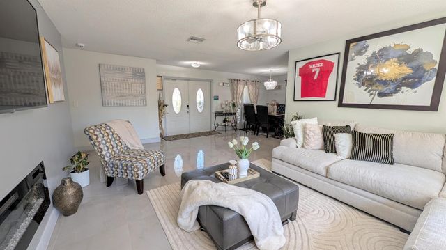 6220 SW 4th Street, Margate, FL 33068