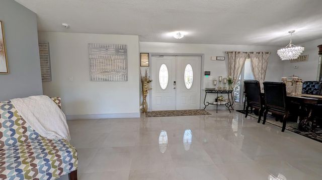 6220 SW 4th Street, Margate, FL 33068