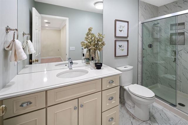 2552 E Alameda Avenue 32, Denver, CO 80209