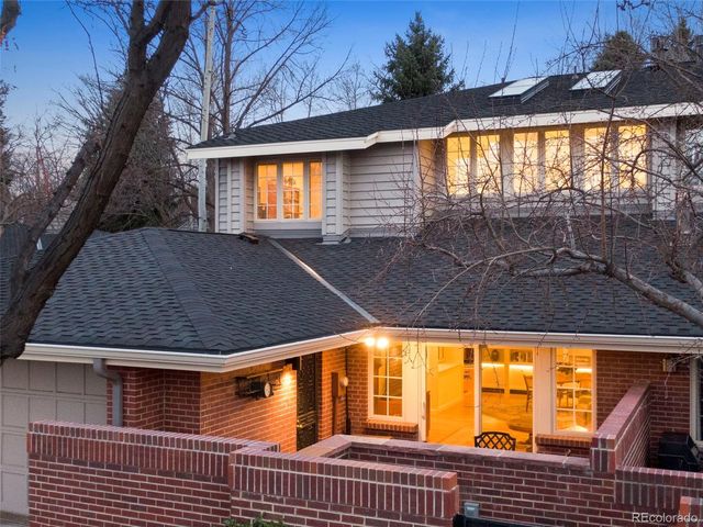 2552 E Alameda Avenue 32, Denver, CO 80209