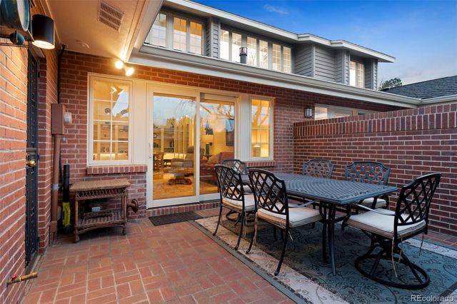 2552 E Alameda Avenue 32, Denver, CO 80209