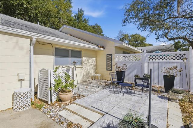 8868 SW 97TH LANE ROAD G, Ocala, FL 34481