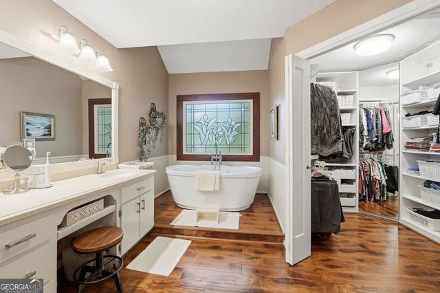 2267 Belle Vista Court, Marietta, GA 30062