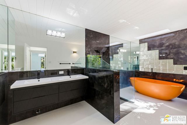 1635 Palm Tree Drive, Palm Springs, CA 92264