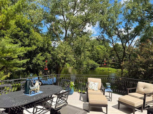 5708 Long Brake Trail, Edina, MN 55439