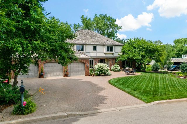 5708 Long Brake Trail, Edina, MN 55439