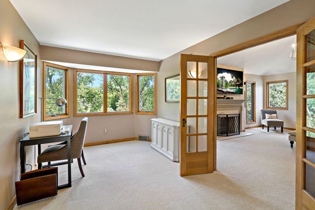 5708 Long Brake Trail, Edina, MN 55439