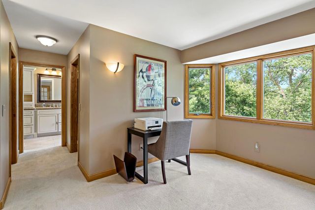 5708 Long Brake Trail, Edina, MN 55439