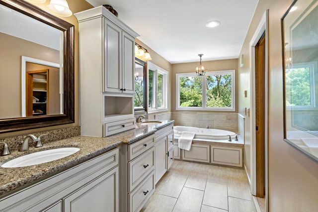 5708 Long Brake Trail, Edina, MN 55439
