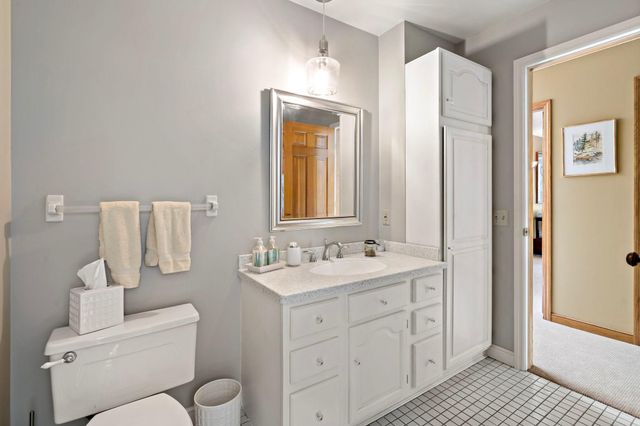 5708 Long Brake Trail, Edina, MN 55439