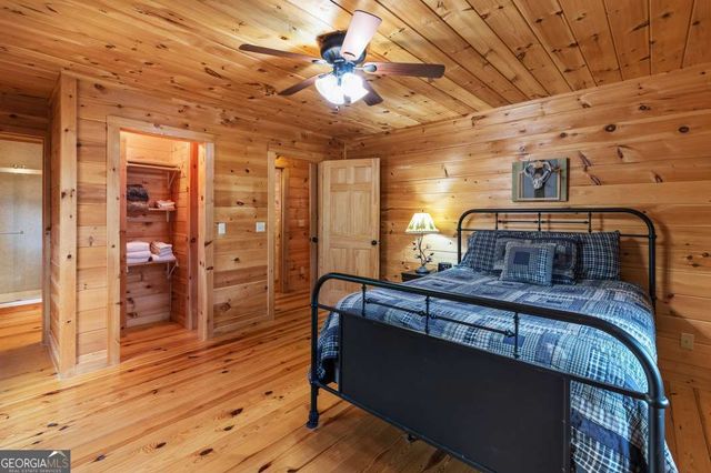 1204 Brookhaven Lane, Blue Ridge, GA 30513