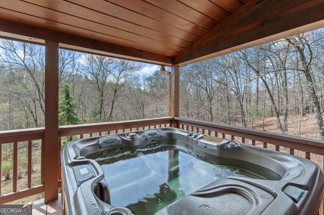 1204 Brookhaven Lane, Blue Ridge, GA 30513