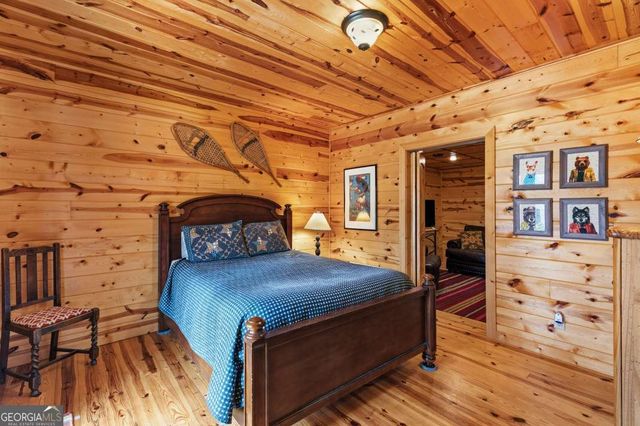 1204 Brookhaven Lane, Blue Ridge, GA 30513