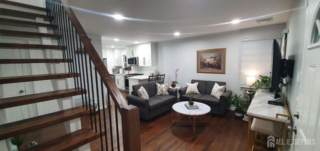166 166 Lafayette St. Street, Piscataway, NJ 08854