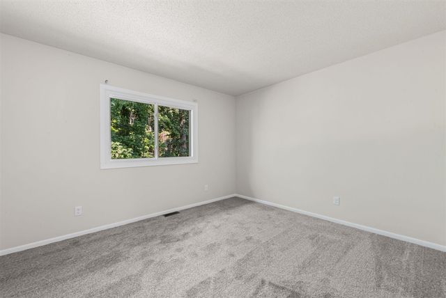 38116 Hixford Place, Westland, MI 48185