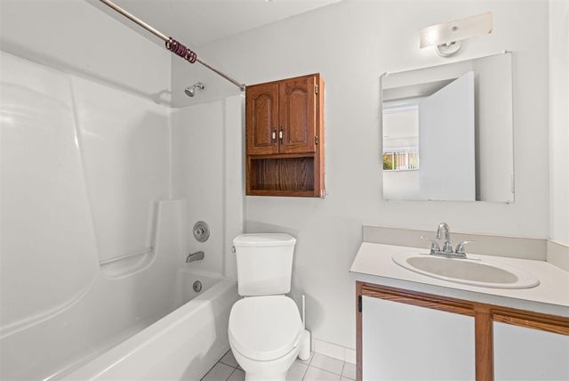 38116 Hixford Place, Westland, MI 48185