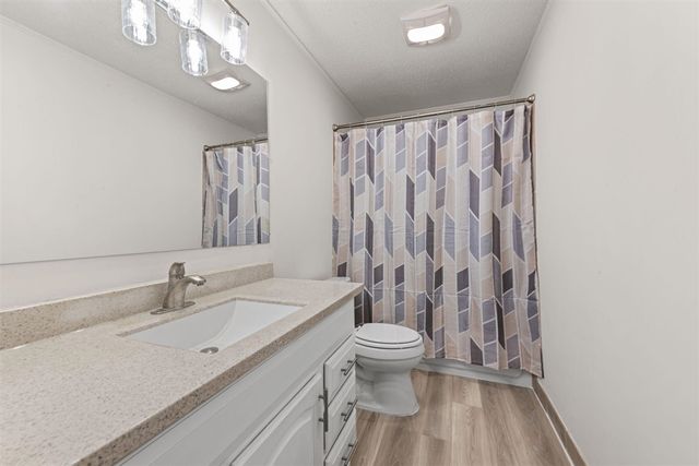 38116 Hixford Place, Westland, MI 48185