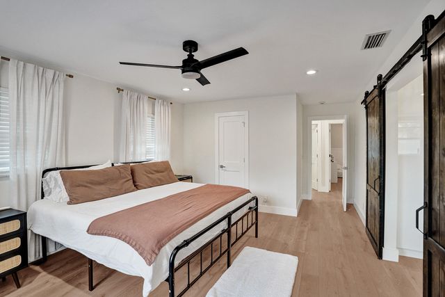 3268 Sapphire Road, Lake Worth, FL 33462