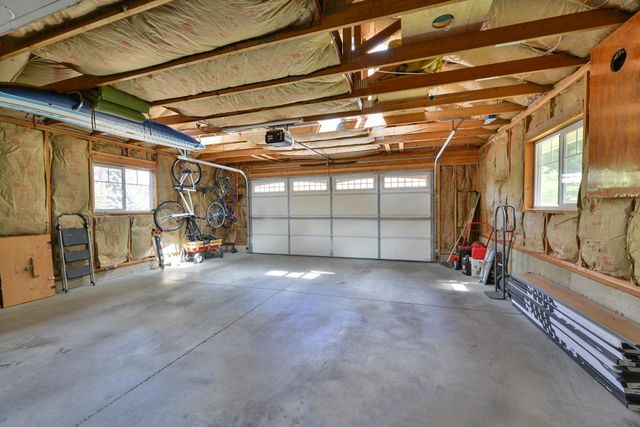 1421 W Pinehill Rd, Spokane, WA 99218