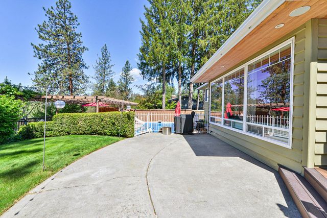 1421 W Pinehill Rd, Spokane, WA 99218