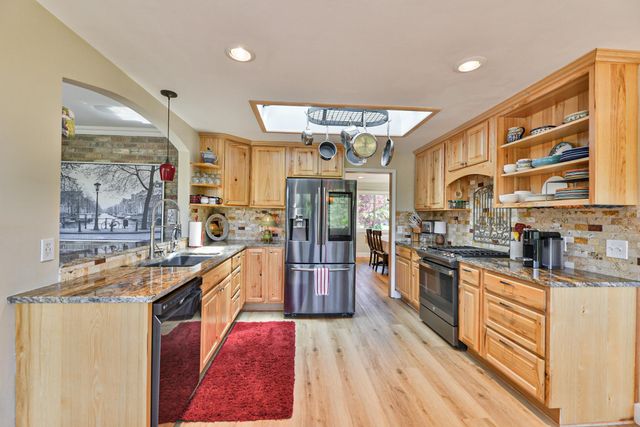 1421 W Pinehill Rd, Spokane, WA 99218
