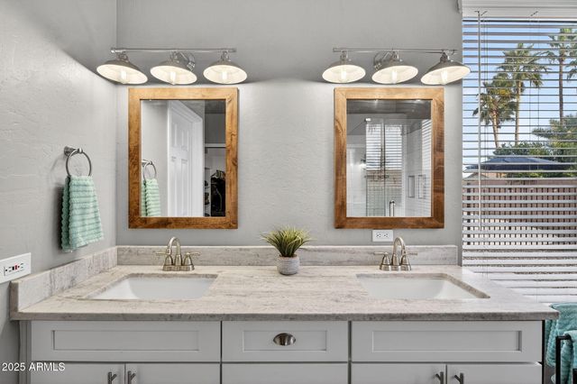 15427 S 16TH Avenue, Phoenix, AZ 85045