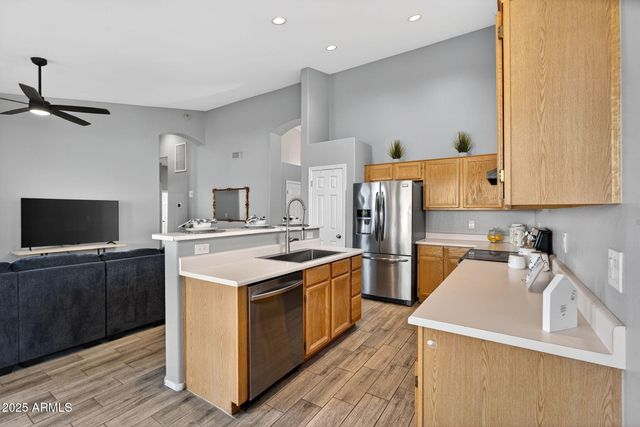 15427 S 16TH Avenue, Phoenix, AZ 85045