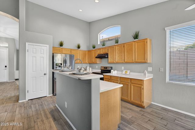 15427 S 16TH Avenue, Phoenix, AZ 85045