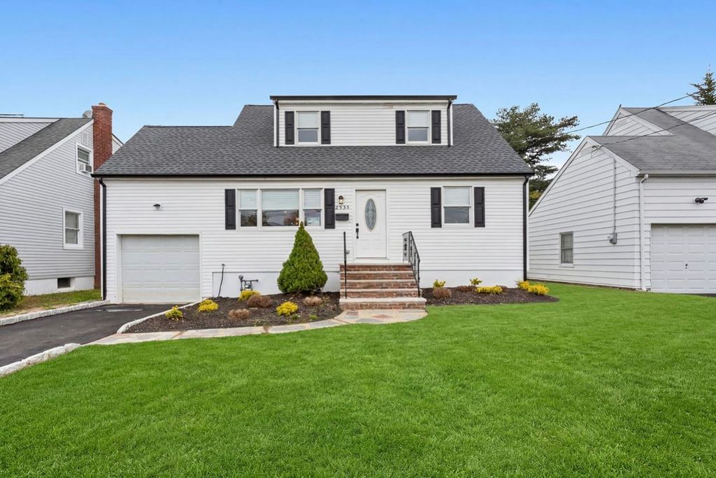 2535 STANDISH AVE, Union Twp, NJ 07083