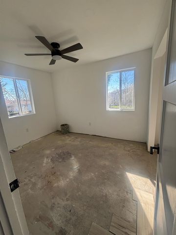 1545 53rd St, Sacramento, CA 95819