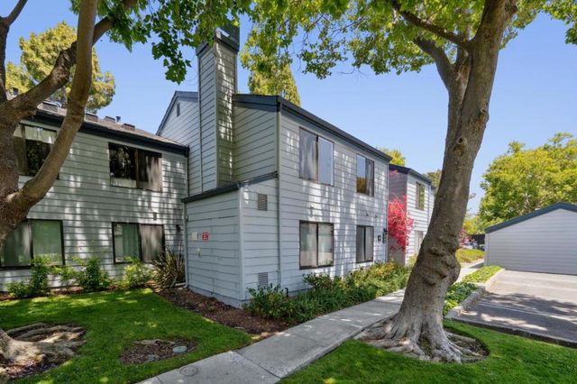 905 W Middlefield Road 924, Mountain View, CA 94043