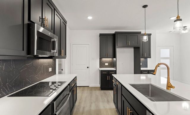 6906 Mission Tejas Drive, Dallas, TX 75228