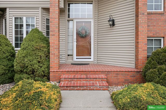 1280 N Bristolwood Drive, Fremont, NE 68025