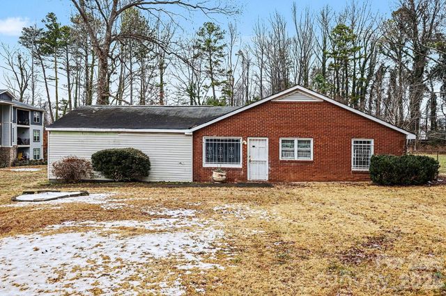 500 Tom Hunter Road, Charlotte, NC 28213