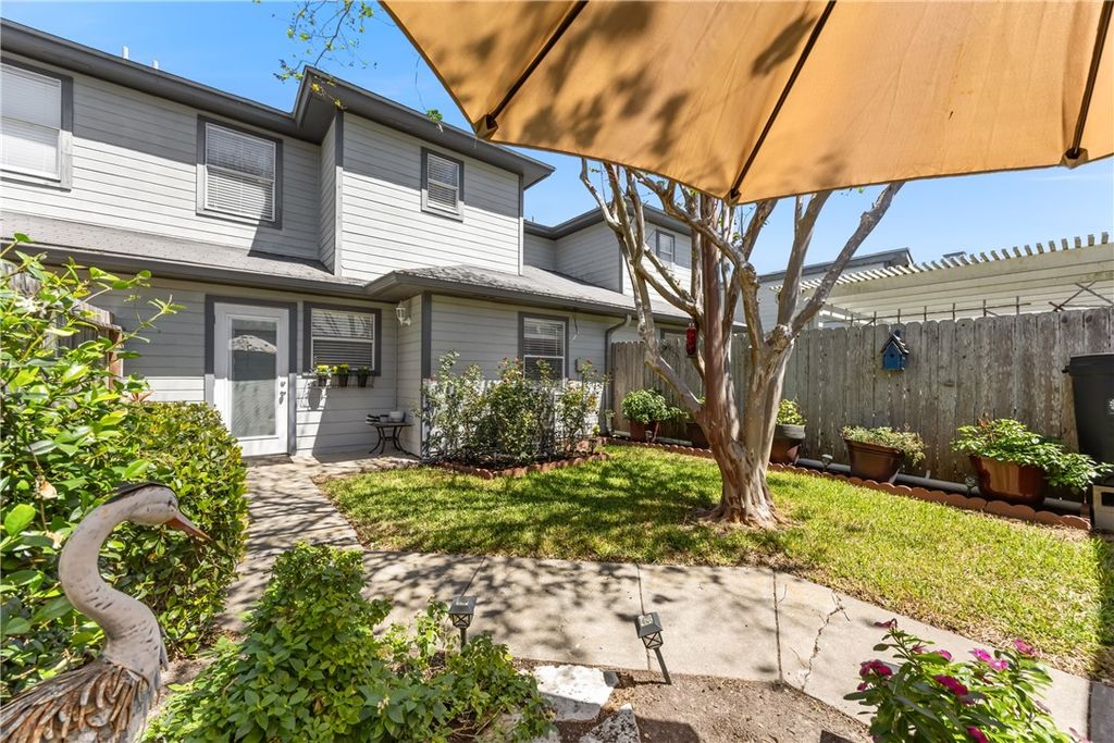 4937 Cedar Pass Dr 10, Corpus Christi, TX 78413 — photo 5