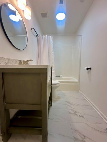 547 NAYLOR RD, Bolivar, TN 38008