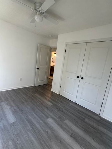 547 NAYLOR RD, Bolivar, TN 38008