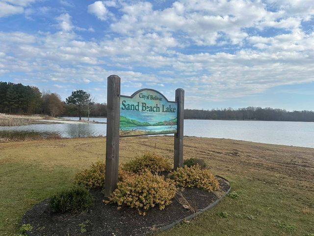 547 NAYLOR RD, Bolivar, TN 38008