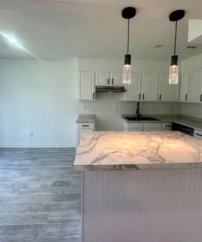 547 NAYLOR RD, Bolivar, TN 38008