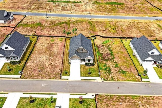 1173 Burlington Court, Mcdonough, GA 30253
