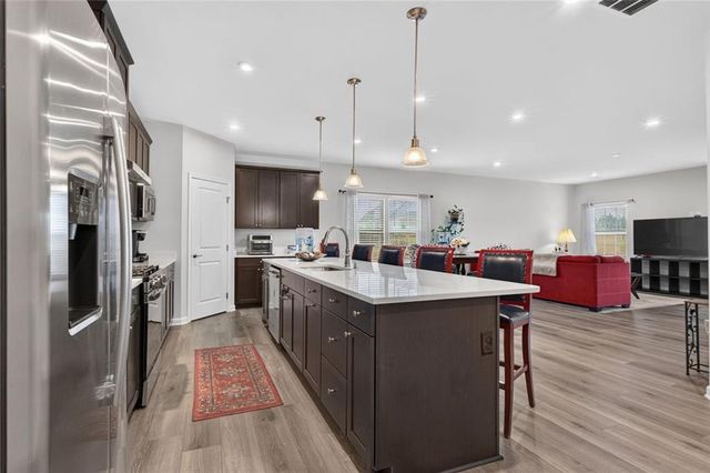 1173 Burlington Court, Mcdonough, GA 30253