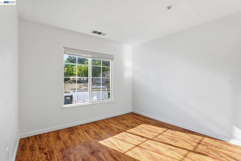 Image 23 of property listing at 7318 Bower Ln, Dublin, CA 94568