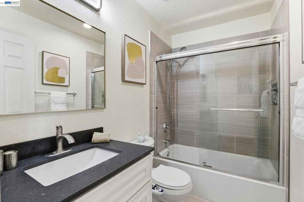 Image 25 of property listing at 7318 Bower Ln, Dublin, CA 94568